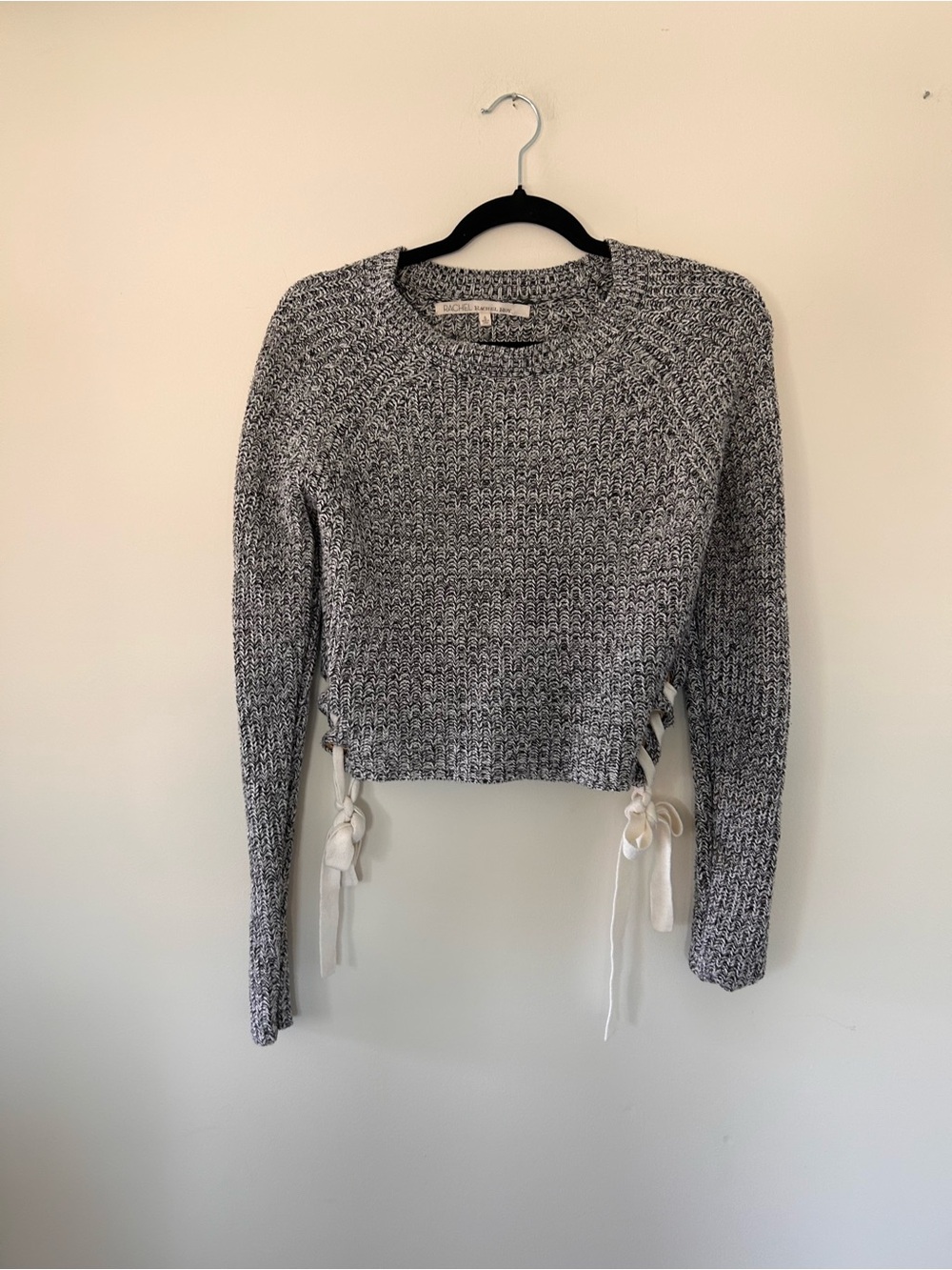 RACHEL Rachel Roy Gray Marled Cropped Crewneck Sweater with Side Tie